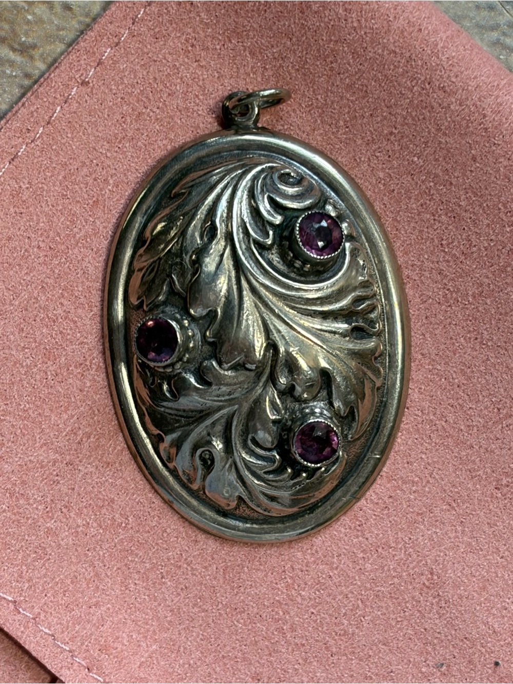 Art Nouveau Antique Leaf Foliage With Purple Paste Stones Large Oval Pendant - Picture 6 of 13